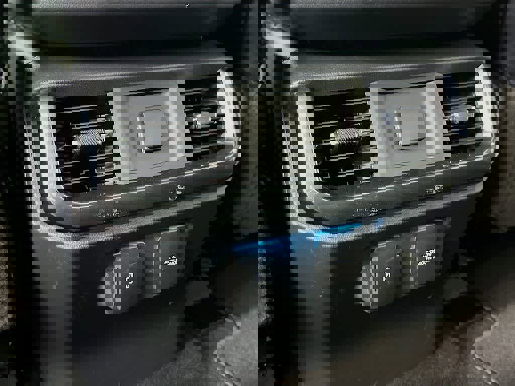 Certified 2022 Ford F150 Lariat image 13