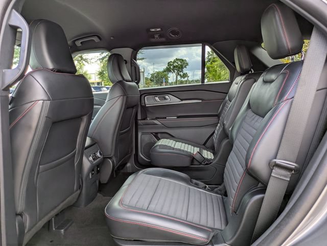 Certified 2026 Ford Explorer ST-Line w/ ST-Line Street Pack RWD image 14