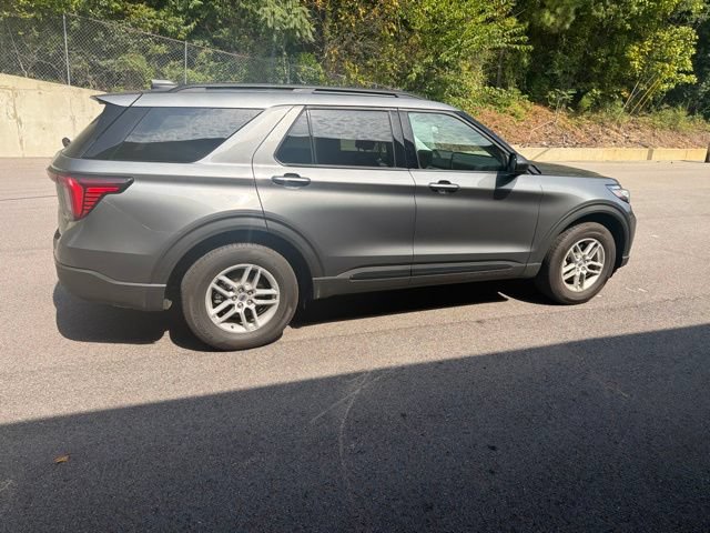 Certified 2026 Ford Explorer Active AWD/4WD image 7