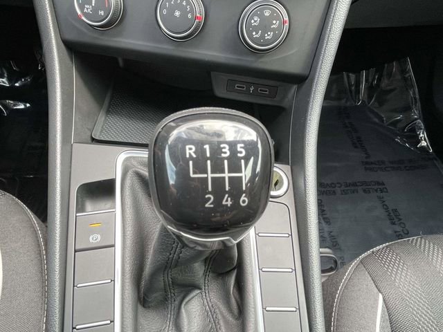 Used 2022 Volkswagen Jetta Sport FWD image 21