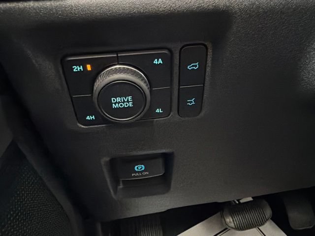 Certified 2025 Ford Expedition Active AWD/4WD image 47