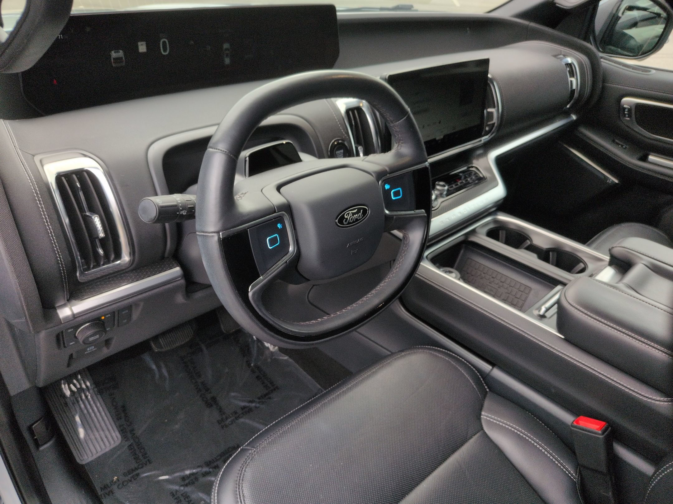 Certified 2025 Ford Expedition Max Platinum w/ Stealth Appearance Package AWD/4WD image 17