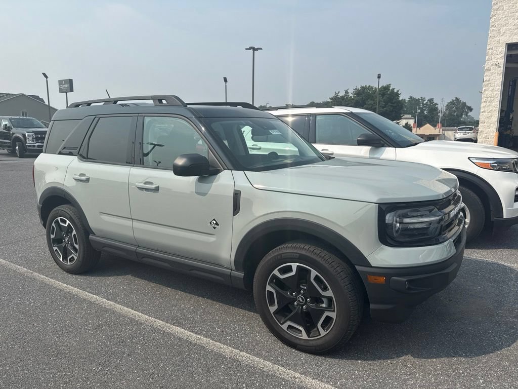 Certified 2024 Ford Bronco Sport Outer Banks w/ Tech Package AWD/4WD image 1