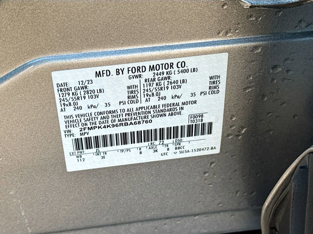 Certified 2024 Ford Edge Titanium AWD/4WD image 23