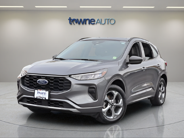 Certified 2023 Ford Escape ST-Line w/ Tech Pack #1 AWD/4WD image 2