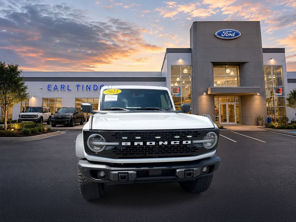 Certified 2023 Ford Bronco Wildtrak AWD/4WD image 2
