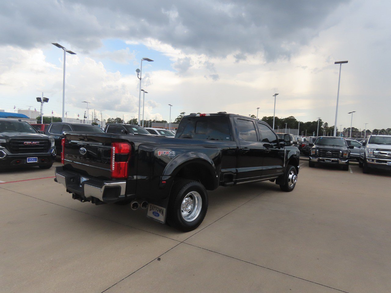 Certified 2025 Ford F350 Lariat AWD/4WD image 9