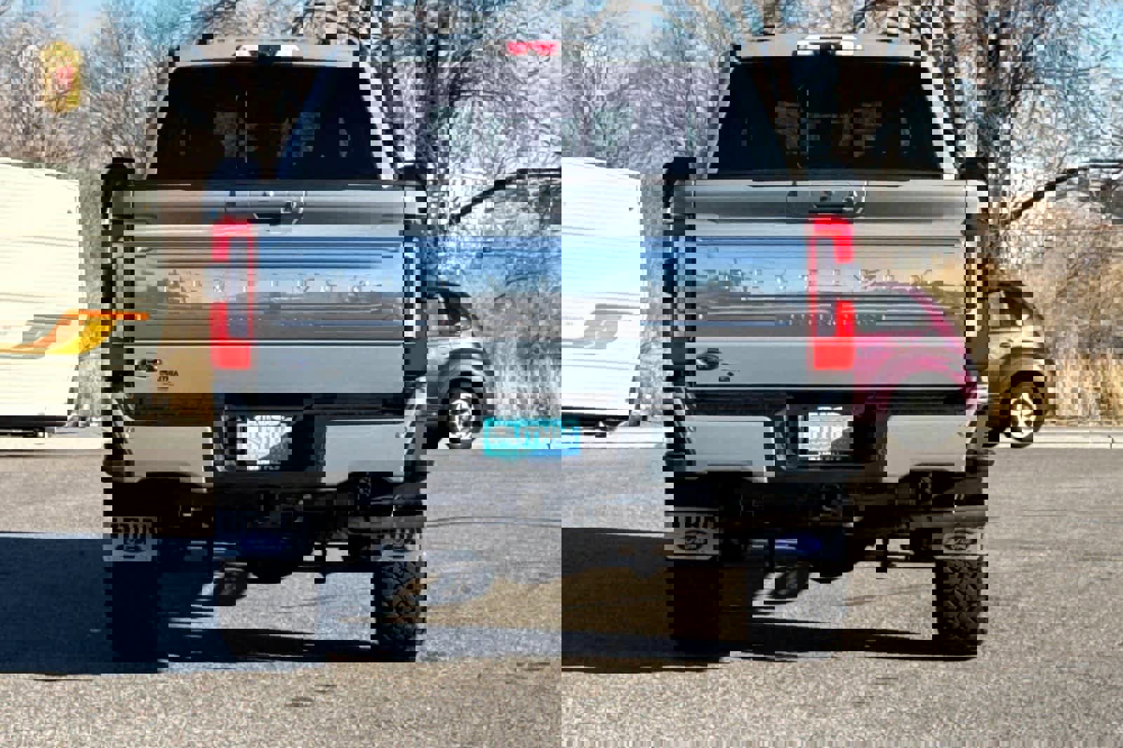 Certified 2026 Ford F350 Platinum w/ Platinum Plus Package image 4