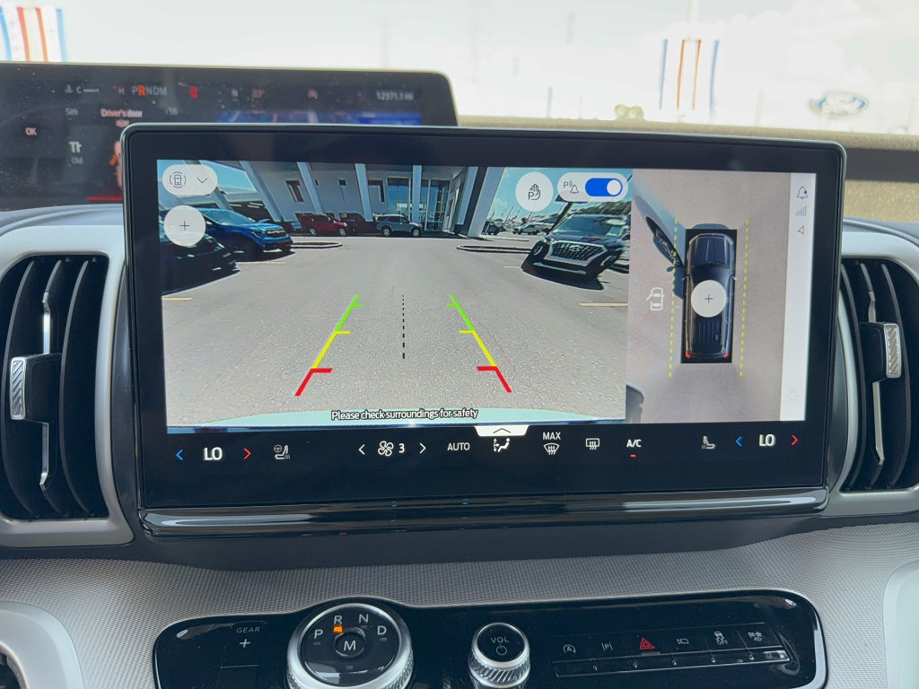 Certified 2025 Ford Expedition Active image 26