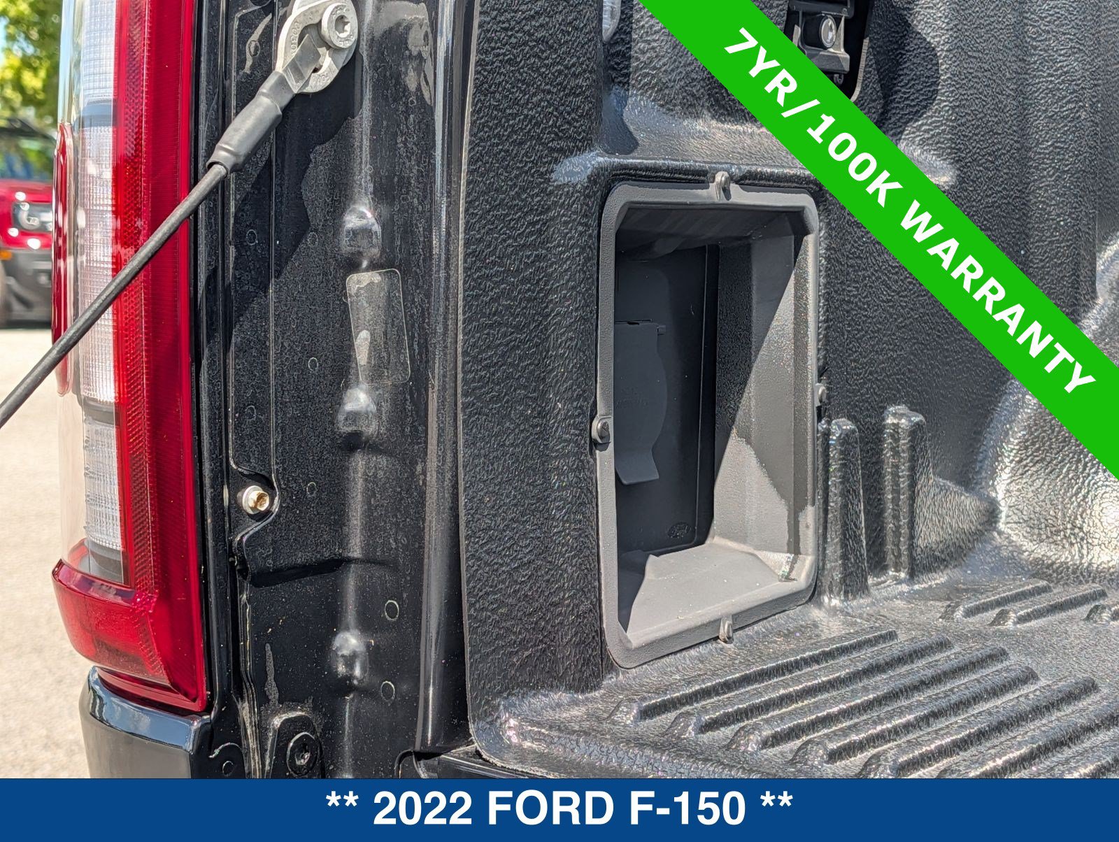 Certified 2022 Ford F150 Raptor w/ Raptor 37 Performance Package AWD/4WD image 15