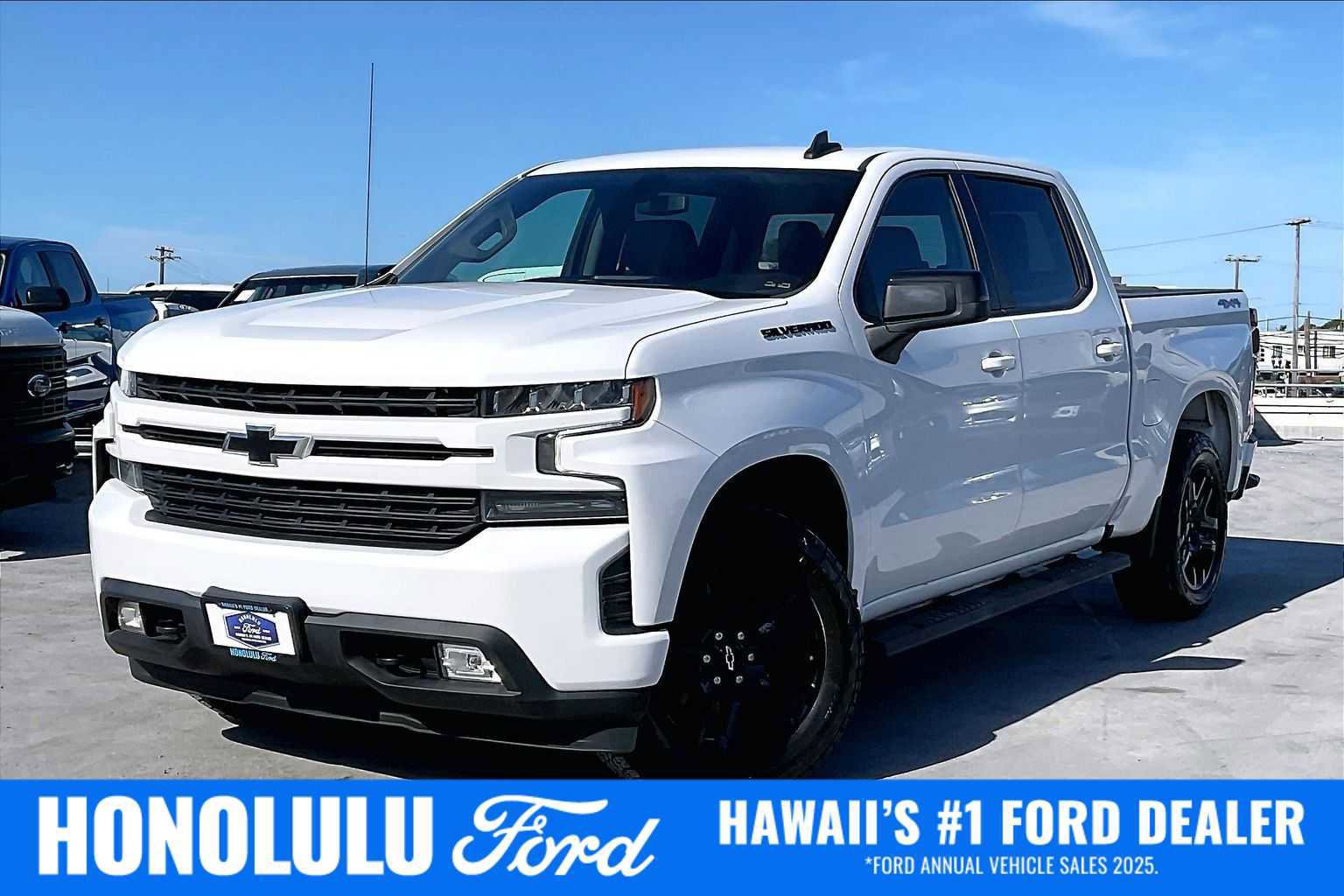 Used 2022 Chevrolet Silverado 1500 RST w/ LPO, Blackout Package image 6