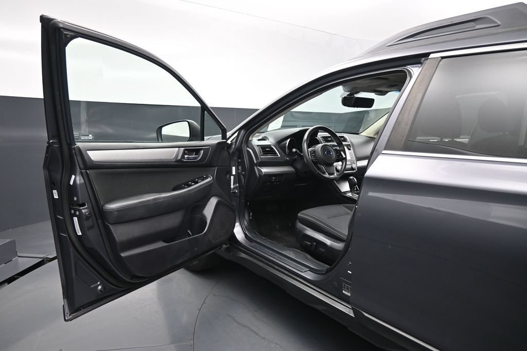 Used 2019 Subaru Outback 2.5i Premium AWD/4WD image 8