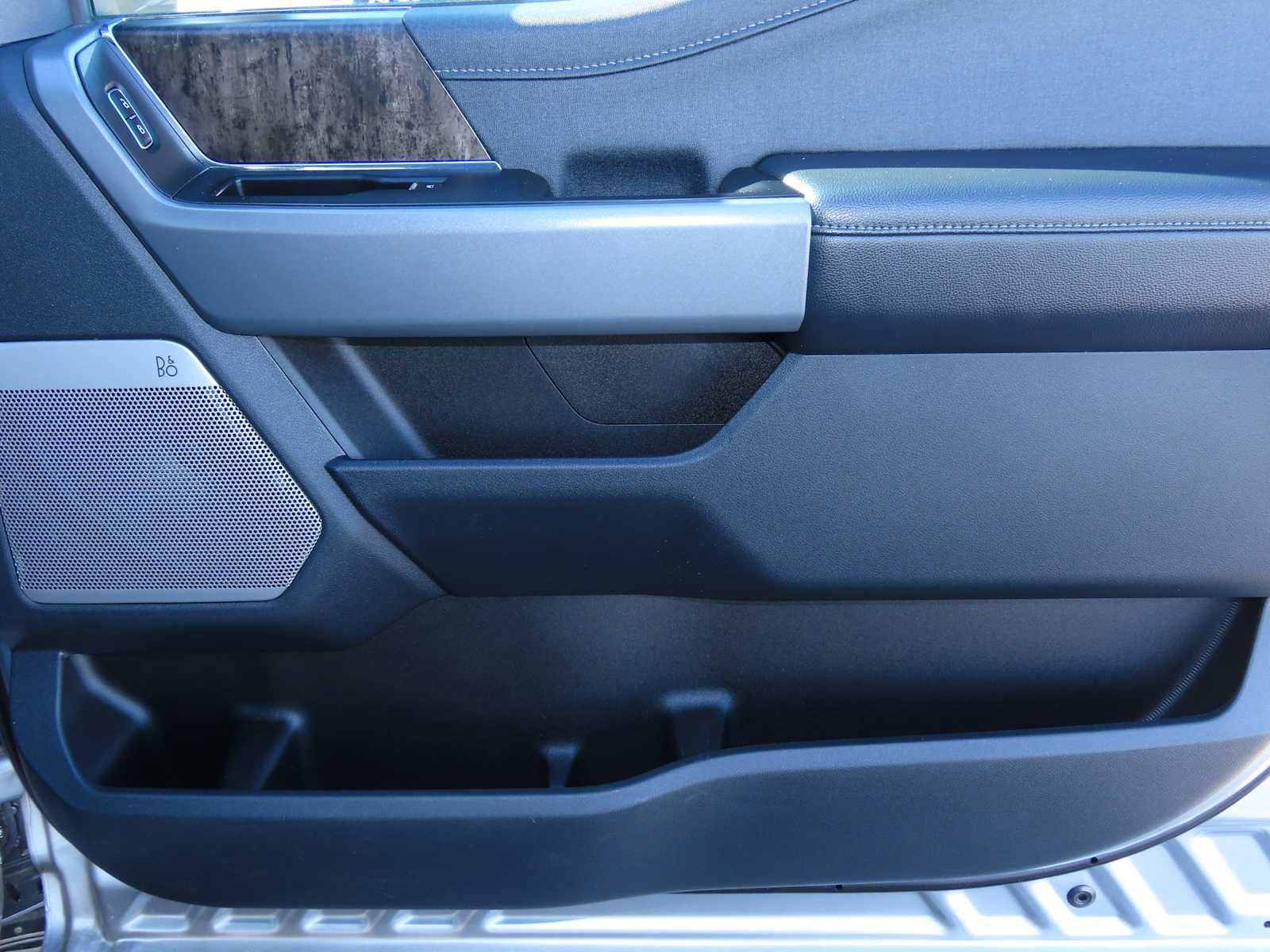 Certified 2024 Ford F250 Lariat image 23