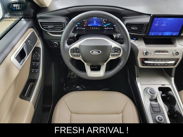 Certified 2023 Ford Explorer XLT w/ Equipment Group 202A AWD/4WD image 25