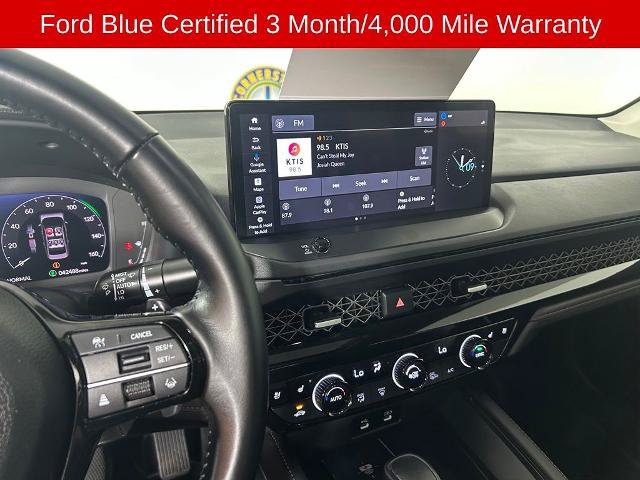Used 2024 Honda Accord Touring image 3