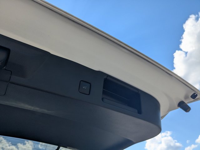 Certified 2022 Ford Escape SE w/ Convenience Package FWD image 9