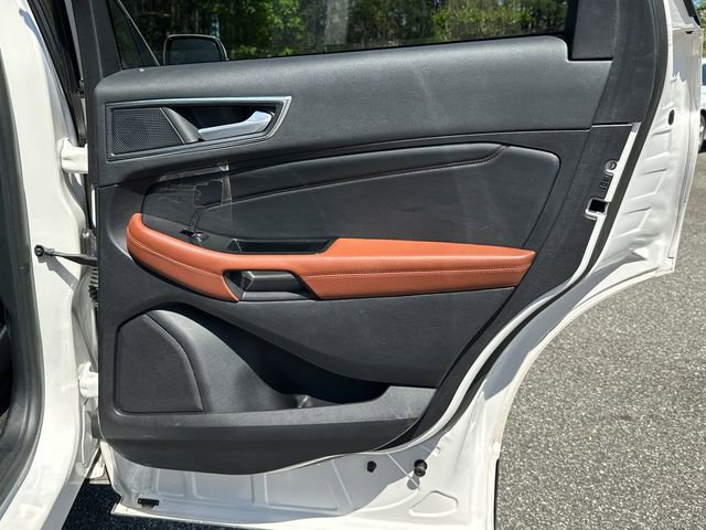Certified 2019 Ford Edge Titanium w/ Equipment Group 301A image 16