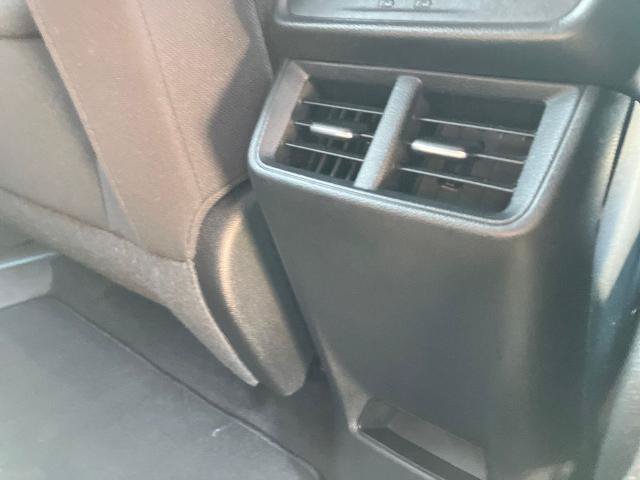 Used 2026 Chevrolet Equinox LT w/ Safety and Technology Package FWD image 16