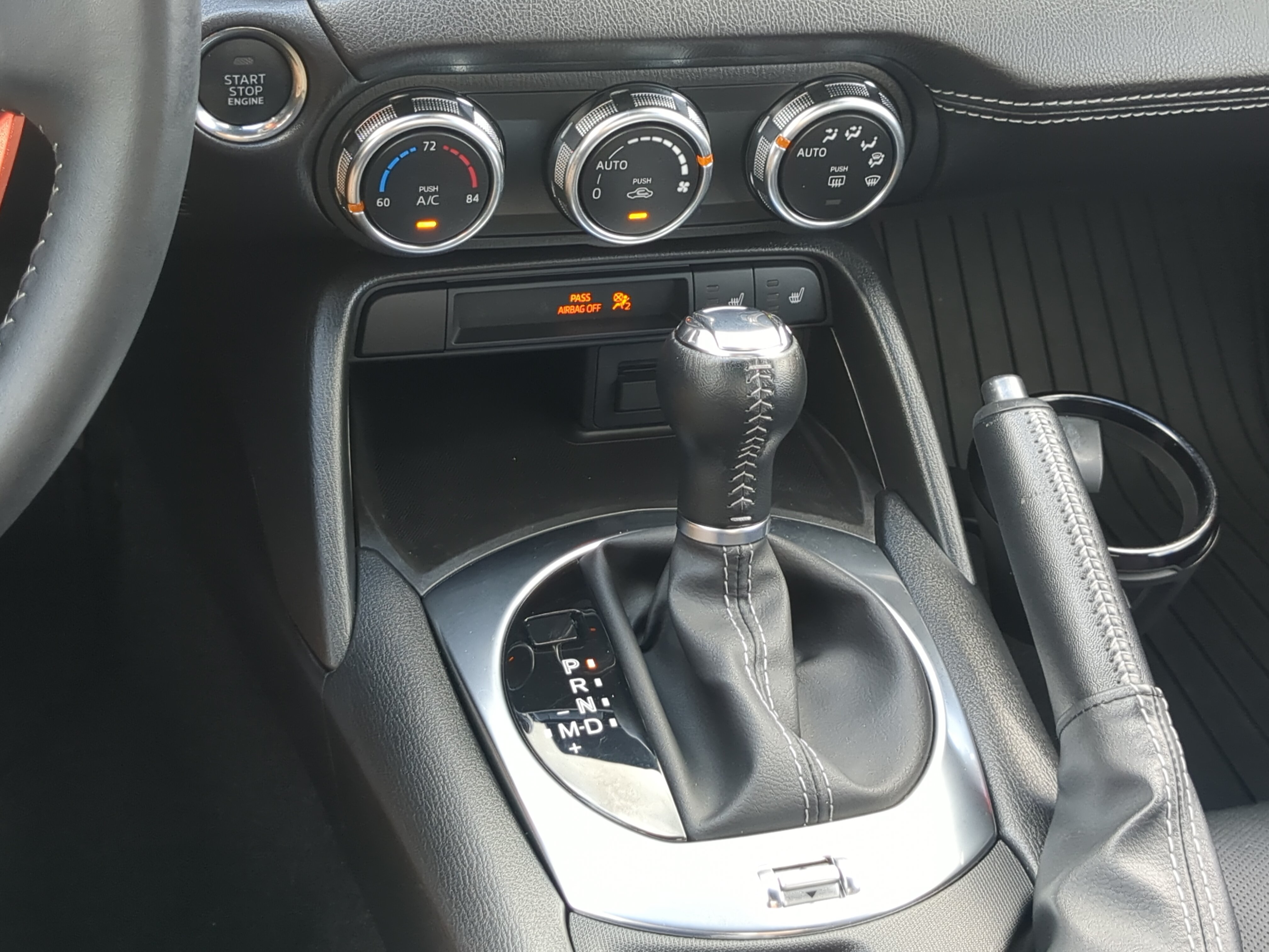 Used 2022 MAZDA MX-5 Miata Grand Touring w/ Weather Package RWD image 15