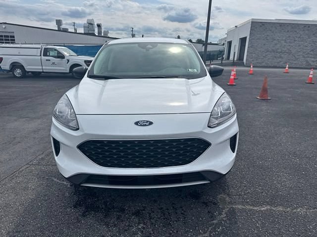 Certified 2022 Ford Escape SE w/ Convenience Package FWD image 2