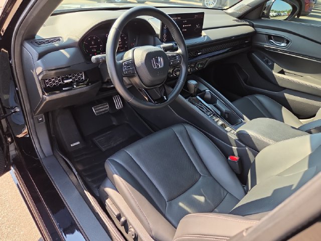 Used 2024 Honda Accord Sport image 11