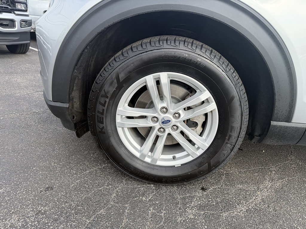 Certified 2023 Ford Explorer XLT AWD/4WD image 10