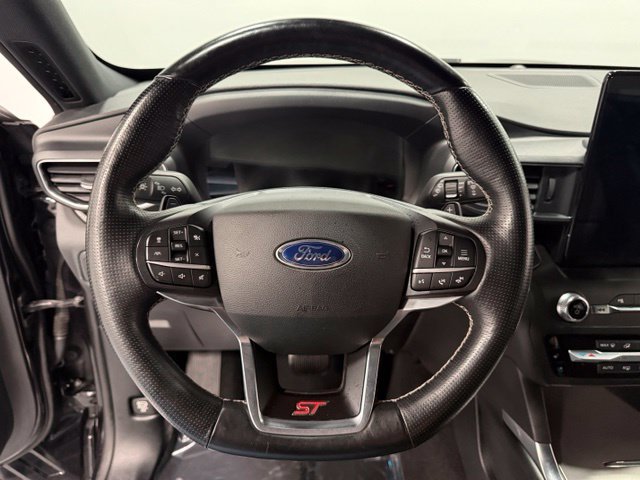 Certified 2020 Ford Explorer ST w/ Premium Technology Package AWD/4WD image 17