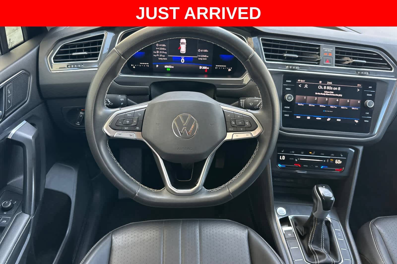 Used 2023 Volkswagen Tiguan SE AWD/4WD image 15