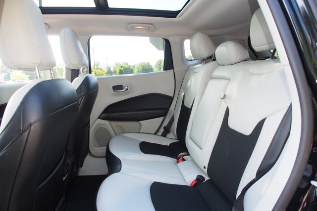 Used 2020 Jeep Compass Latitude FWD image 19