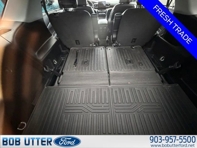 Certified 2024 Ford Explorer Limited RWD image 8