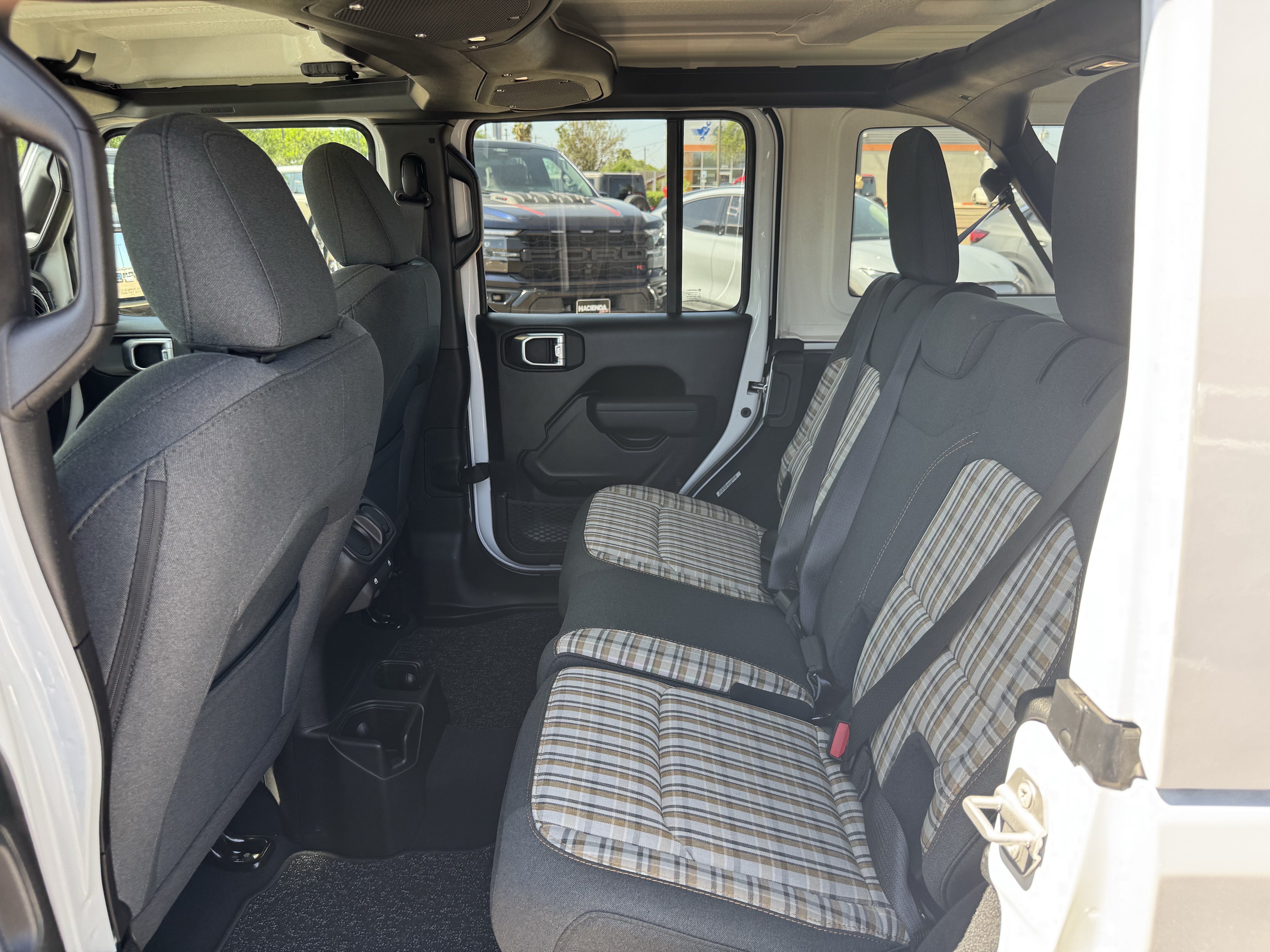 Used 2026 Jeep Wrangler Unlimited Sport AWD/4WD image 25