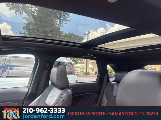 Certified 2024 Ford Edge ST w/ Equipment Group 401A AWD/4WD image 28