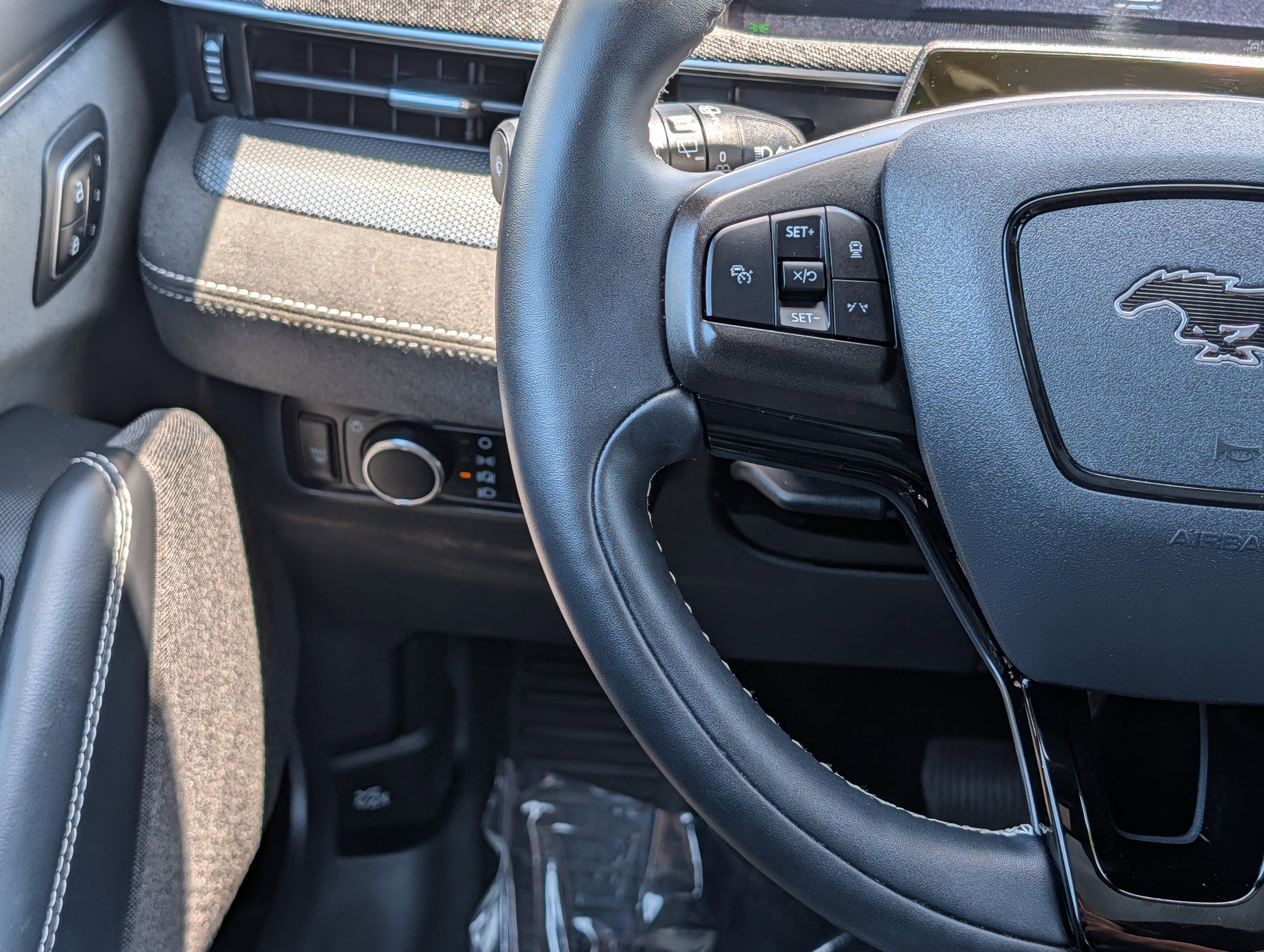 Certified 2025 Ford Mustang Mach-E GT w/ Bronze Appearance Package AWD/4WD image 21