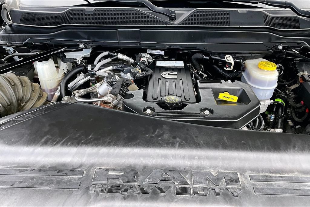 Used 2025 RAM 3500 Laramie w/ Night Edition AWD/4WD image 31