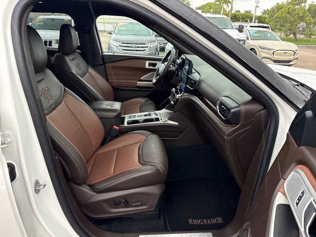 Certified 2023 Ford Explorer King Ranch w/ Technology Package RWD image 28