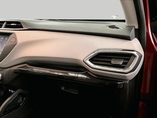 Used 2021 Chevrolet TrailBlazer LT w/ Driver Confidence Package FWD image 15