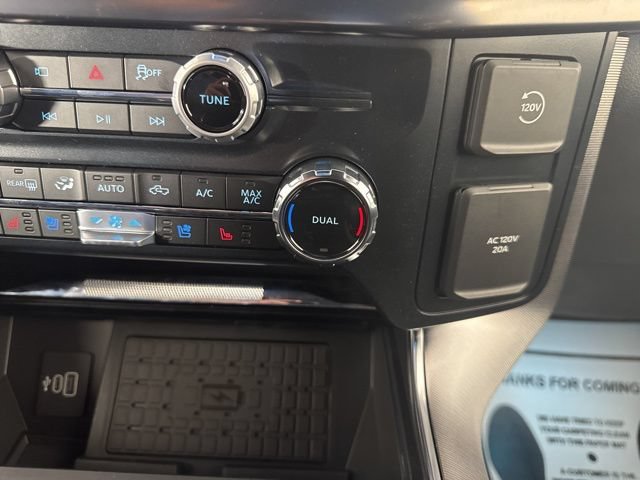 Certified 2025 Ford F150 Platinum w/ Equipment Group 702A High AWD/4WD image 17