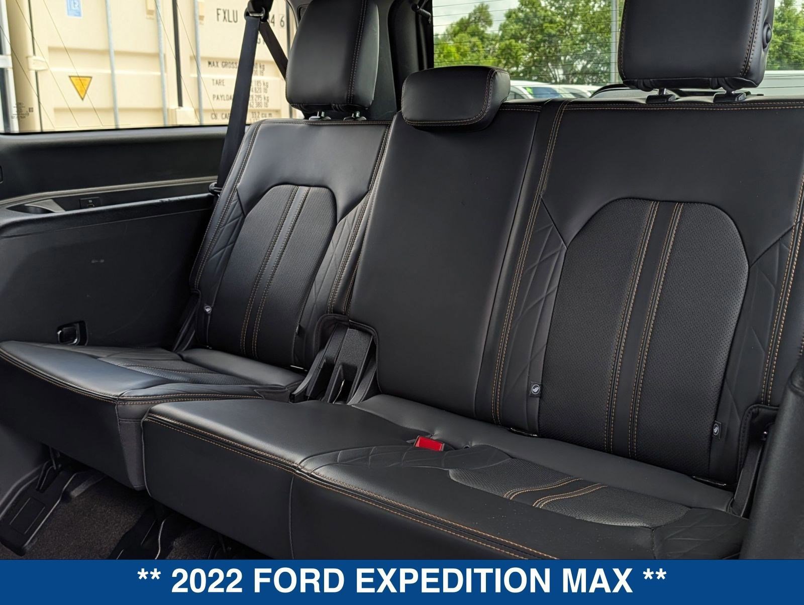 Certified 2022 Ford Expedition Max Platinum image 16