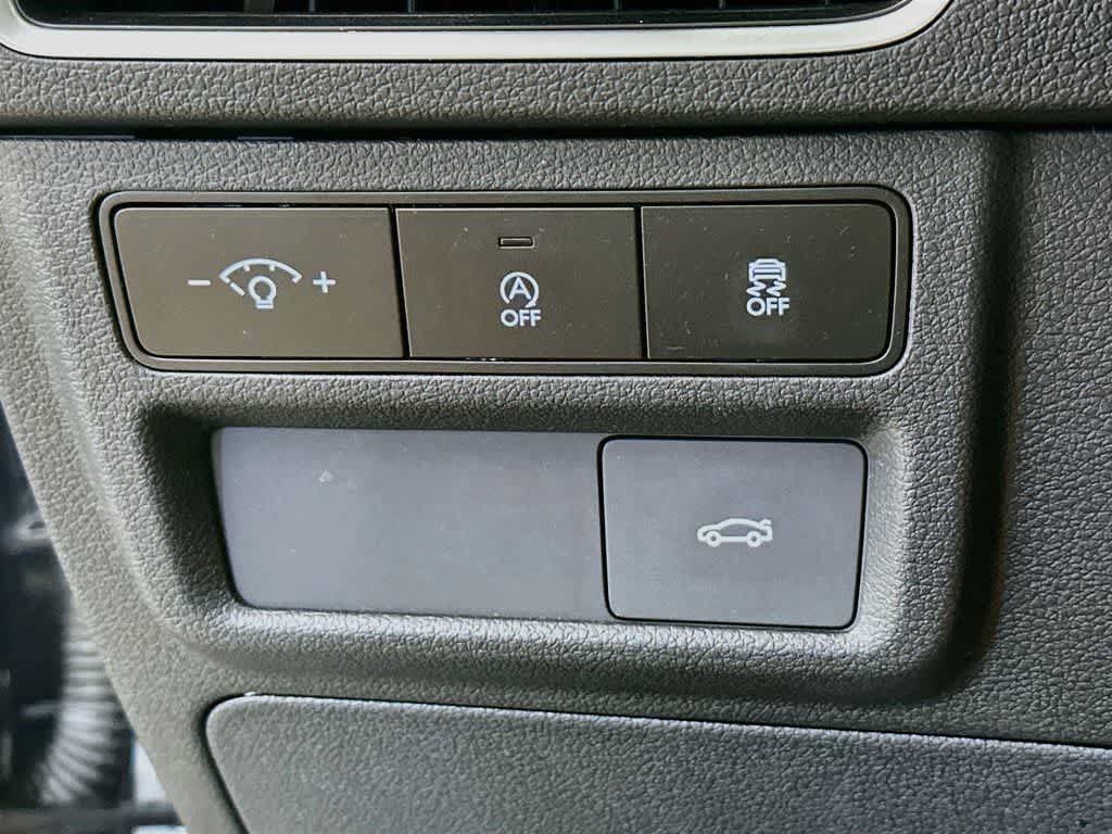 Used 2025 Hyundai Sonata SE FWD image 25
