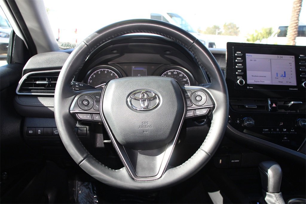 Used 2022 Toyota Camry SE w/ Convenience Package image 16