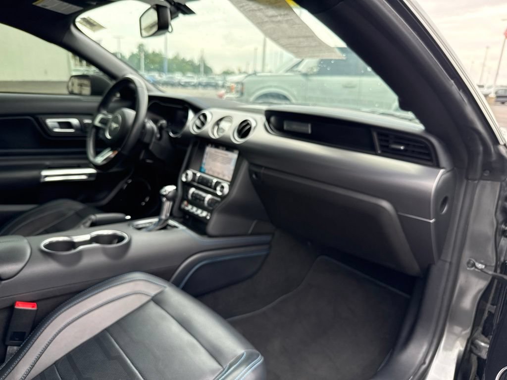 Certified 2019 Ford Mustang GT Premium w/ Equipment Group 401A RWD image 27