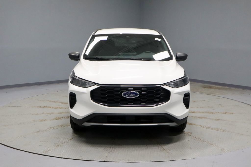 Certified 2025 Ford Escape ST-Line w/ Tech Pack #1 AWD/4WD image 7
