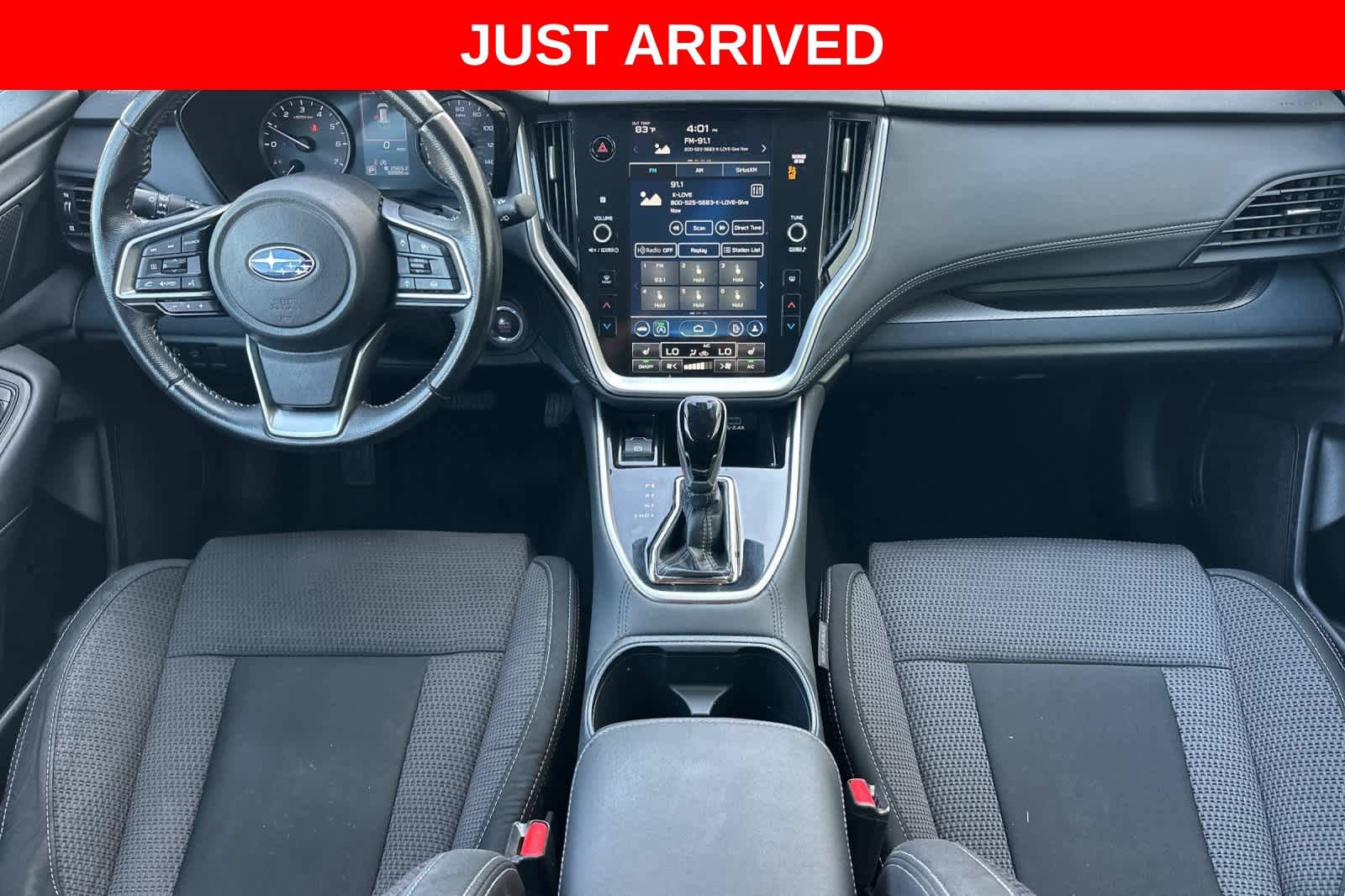 Used 2023 Subaru Outback Premium AWD/4WD image 3