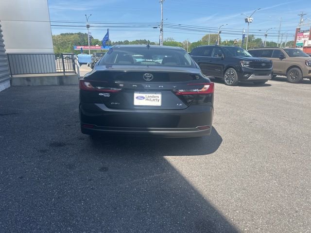 Used 2025 Toyota Camry LE FWD image 6