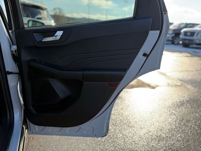 Certified 2025 Ford Escape SE image 20