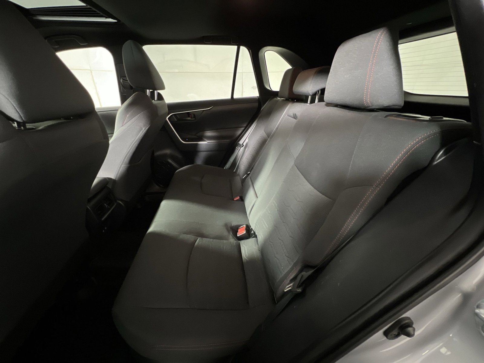 Used 2021 Toyota RAV4 SE w/ Weather & Moonroof Package image 23