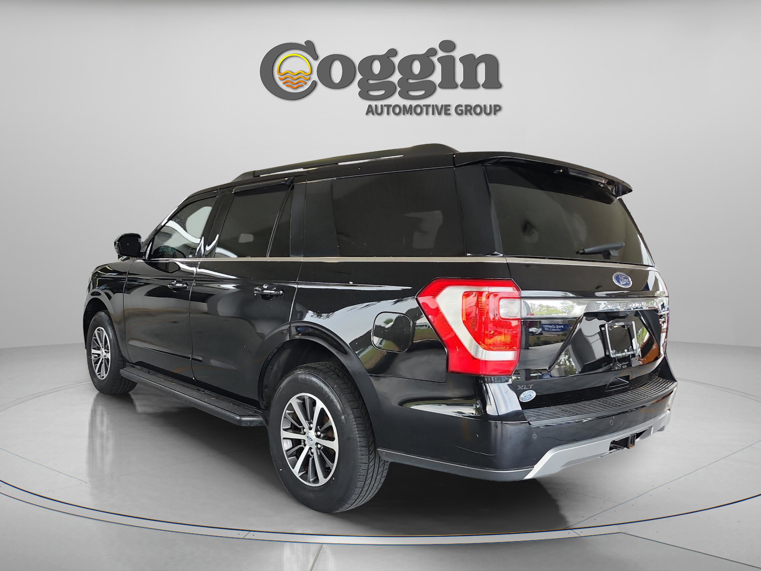 Certified 2021 Ford Expedition XLT image 3