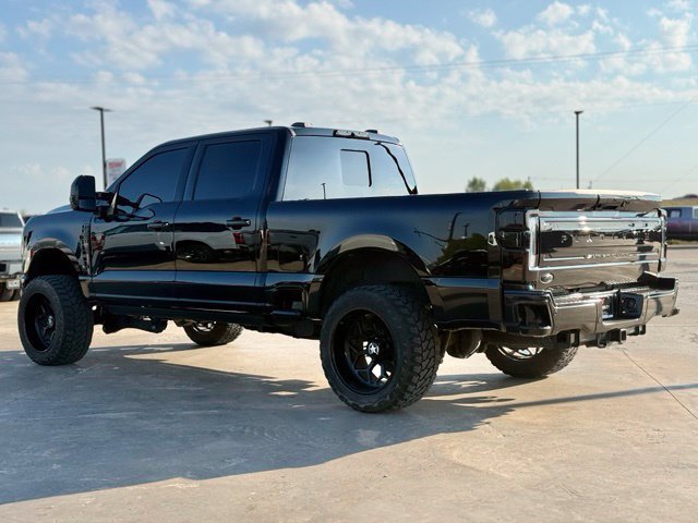 Certified 2025 Ford F250 Platinum w/ FX4 Off-Road Package AWD/4WD image 4