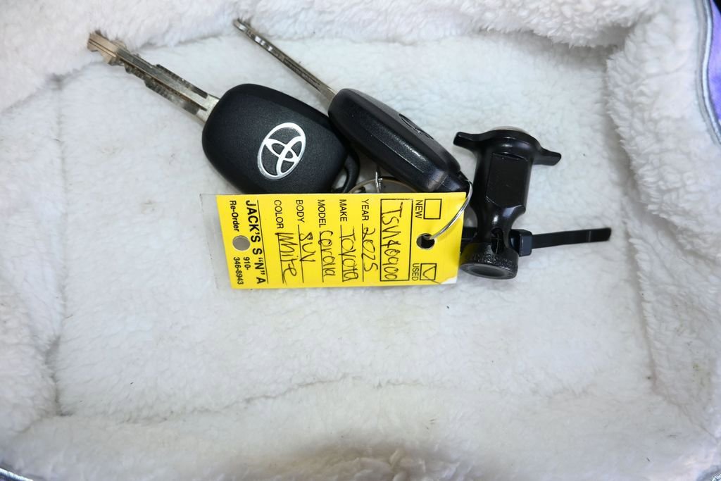 Used 2025 Toyota Corolla Cross L FWD image 22