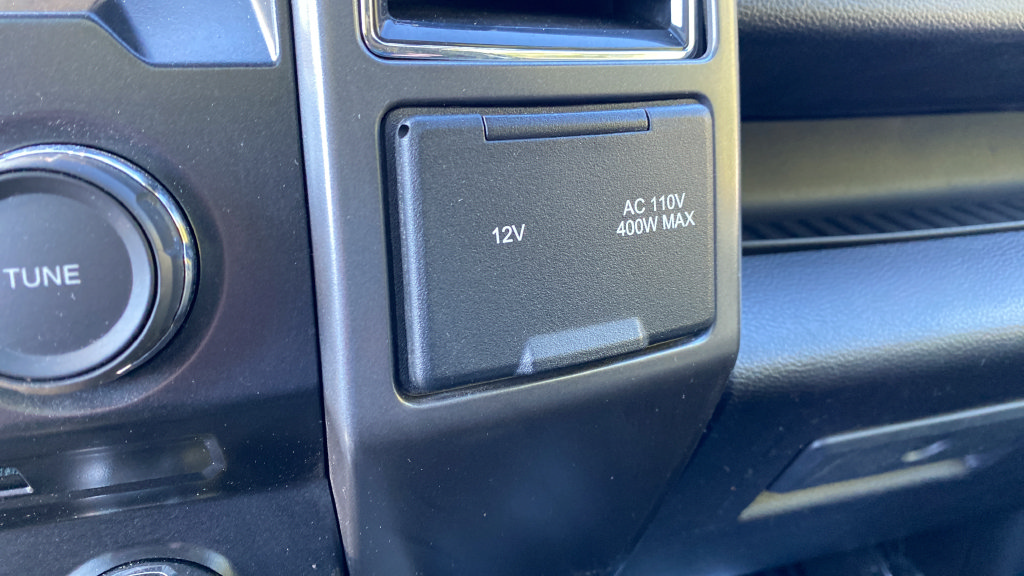 Certified 2017 Ford F150 XLT w/ Equipment Group 302A Luxury AWD/4WD image 38